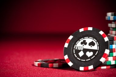 Example of a weak hand: high card ace